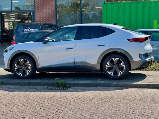 Seat Tavascan 77kWh 286pk Business | Dodehoeksensoren | Adaptive Cruise Control | Elektrische achterklep ActivLease financial lease