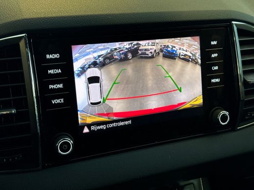 Skoda Karoq 1.5 TSI Sportline Business / Achteruitrijcamera / Navigatie / Parkeersensoren / Adaptive Cruise C... ActivLease financial lease