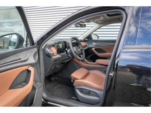 Skoda Kodiaq Škoda 1.5 TSI 204pk PHEV Business Edition | Trekhaak| Cognac Leer| 360 camera| Pan-Dak | ActivLease financial lease