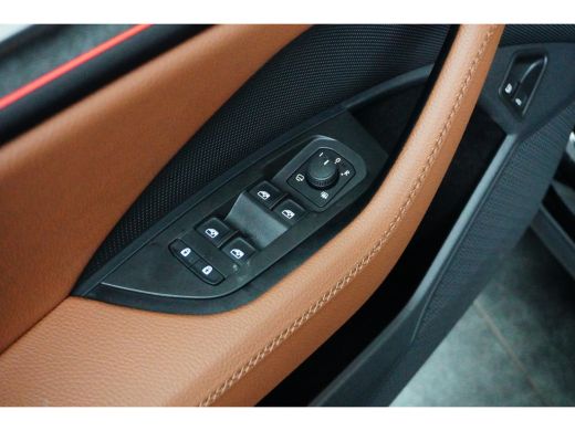 Skoda Kodiaq Škoda 1.5 TSI 204pk PHEV Business Edition | Trekhaak| Cognac Leer| 360 camera| Pan-Dak | ActivLease financial lease