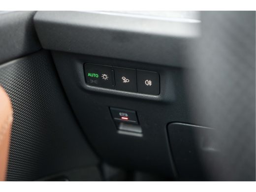 Skoda Kodiaq Škoda 1.5 TSI 204pk PHEV Business Edition | Trekhaak| Cognac Leer| 360 camera| Pan-Dak | ActivLease financial lease