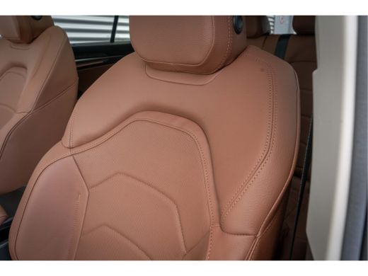 Skoda Kodiaq Škoda 1.5 TSI 204pk PHEV Business Edition | Trekhaak| Cognac Leer| 360 camera| Pan-Dak | ActivLease financial lease