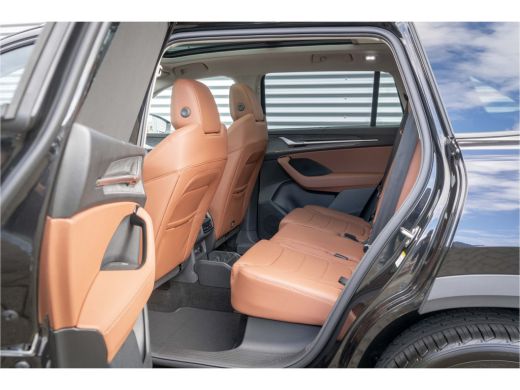 Skoda Kodiaq Škoda 1.5 TSI 204pk PHEV Business Edition | Trekhaak| Cognac Leer| 360 camera| Pan-Dak | ActivLease financial lease