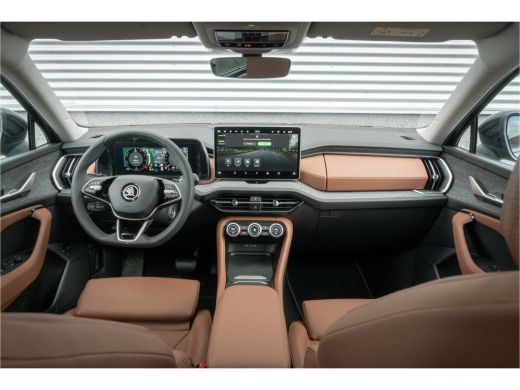 Skoda Kodiaq Škoda 1.5 TSI 204pk PHEV Business Edition | Trekhaak| Cognac Leer| 360 camera| Pan-Dak | ActivLease financial lease