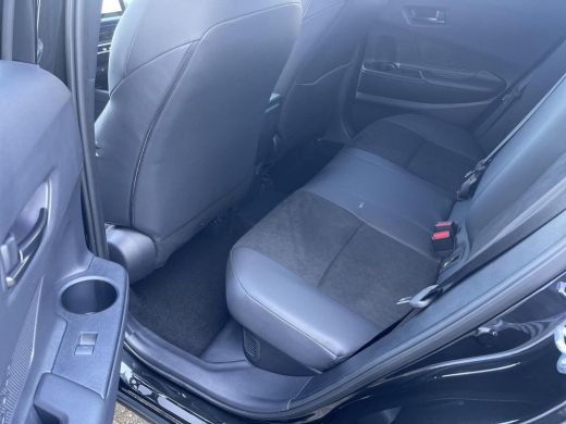 Toyota C-HR 2.0 Plug-in Hybrid 220 GR SPORT ActivLease financial lease