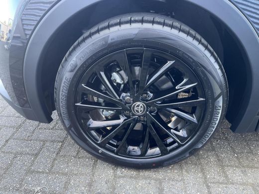 Toyota C-HR 2.0 Plug-in Hybrid 220 GR SPORT ActivLease financial lease
