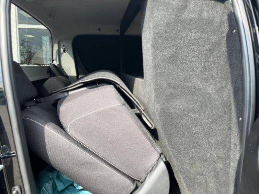 Toyota Hilux 2.4 D-4D Xtra Cab Professional | Trekhaak | Navigatie | Parkeersensoren | Licht metalen velgen | ActivLease financial lease