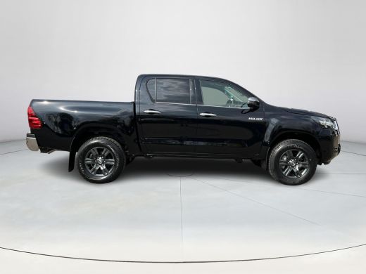 Toyota Hilux 2.4 D-4D Xtra Cab Professional | Trekhaak | Navigatie | Parkeersensoren | Licht metalen velgen | ActivLease financial lease