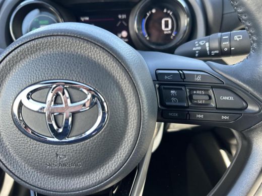 Toyota Yaris 1.5 Hybrid Executive ActivLease financial lease