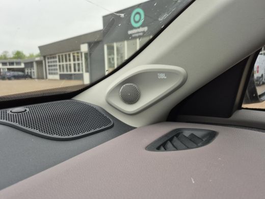 Toyota Yaris Cross 1.5 Hybrid Executive | Carplay | Stoelverwarming | Navigatie | Keyless entry ActivLease financial lease
