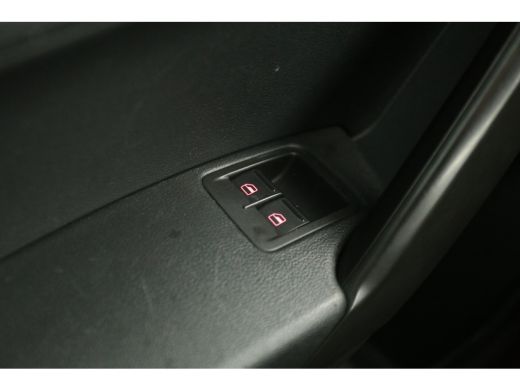 Volkswagen Caddy 2.0 TDI L1H1 Airco Cruise Carplay Navigatie PDC 15''LMV Elektrpakket Schuifdeur Trekhaak ActivLease financial lease
