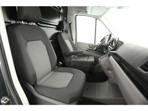 Volkswagen Crafter 2.0 TDI DSG HIGHLINE EXCLUSIVE L3H3 | FACELIFT MODEL | BPM VRIJ | NIEUW 3000KG TREKHAAK VIRTUAL A... ActivLease financial lease