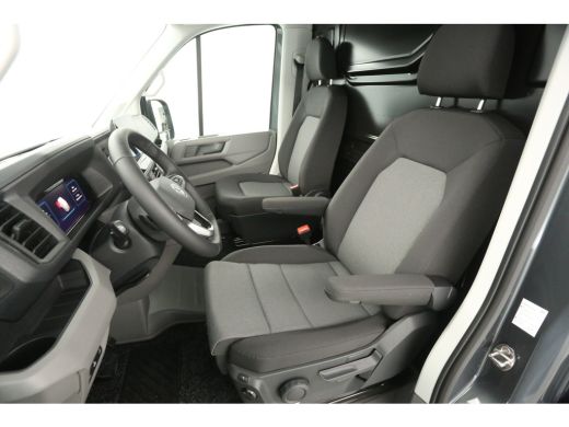 Volkswagen Crafter 2.0 TDI DSG HIGHLINE EXCLUSIVE L3H3 | FACELIFT MODEL | BPM VRIJ | NIEUW 3000KG TREKHAAK VIRTUAL A... ActivLease financial lease