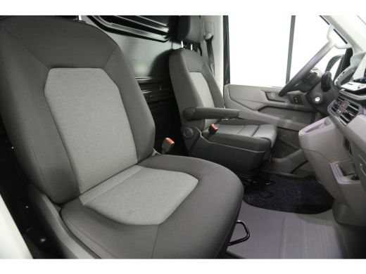 Volkswagen Crafter 2.0 TDI DSG HIGHLINE EXCLUSIVE L3H3 | FACELIFT MODEL | BPM VRIJ | NIEUW 3000KG TREKHAAK VIRTUAL A... ActivLease financial lease