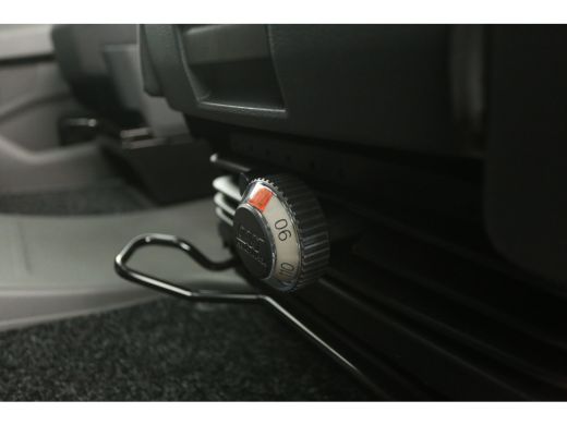 Volkswagen Crafter 2.0 TDI DSG HIGHLINE EXCLUSIVE L3H3 | FACELIFT MODEL | BPM VRIJ | NIEUW 3000KG TREKHAAK VIRTUAL A... ActivLease financial lease