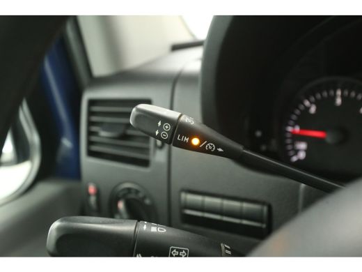 Volkswagen Crafter 28 2.0 TDI L2H2 Airco Cruise 3 Persoons Bluetooth Elektrpakket Schuifdeur ActivLease financial lease