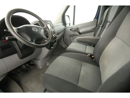 Volkswagen Crafter 28 2.0 TDI L2H2 Airco Cruise 3 Persoons Bluetooth Elektrpakket Schuifdeur ActivLease financial lease