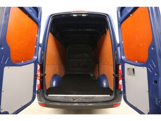 Volkswagen Crafter 28 2.0 TDI L2H2 Airco Cruise 3 Persoons Bluetooth Elektrpakket Schuifdeur ActivLease financial lease