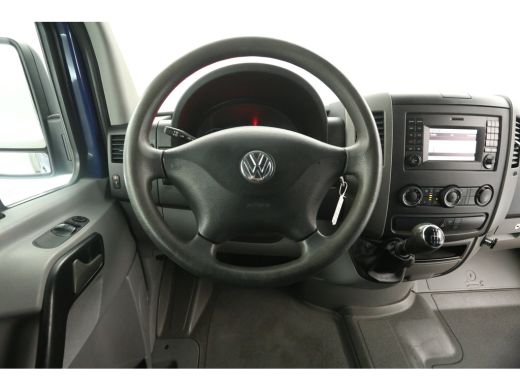 Volkswagen Crafter 28 2.0 TDI L2H2 Airco Cruise 3 Persoons Bluetooth Elektrpakket Schuifdeur ActivLease financial lease
