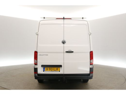 Volkswagen Crafter 30 2.0 TDI L3H2 140PK Airco Camera Cruise Carplay Trekhaak 3 Persoons Elektrpakket ActivLease financial lease