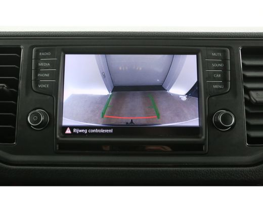 Volkswagen Crafter 30 2.0 TDI L3H2 140PK Airco Camera Cruise Carplay Trekhaak 3 Persoons Elektrpakket ActivLease financial lease