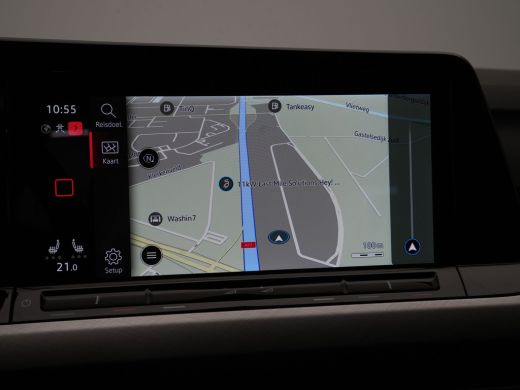 Volkswagen Golf 1.0 TSI 110pk Life Business Navigatie Memory Stoelverwarming Acc 81 ActivLease financial lease