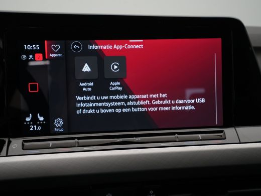 Volkswagen Golf 1.0 TSI 110pk Life Business Navigatie Memory Stoelverwarming Acc 81 ActivLease financial lease