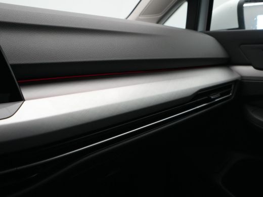 Volkswagen Golf 1.0 TSI 110pk Life Business Navigatie Memory Stoelverwarming Acc 81 ActivLease financial lease