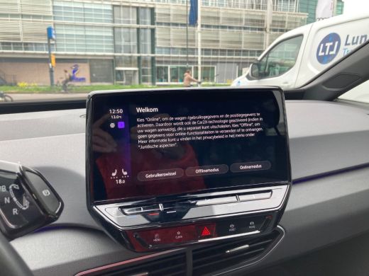 Volkswagen ID.3 PURE 45KWH | NL-AUTO! | 1e EIGENAAR! | STOELVERWARMING | ADAPTIVE CRUISE | LED | PRACHTIGE STAAT! ActivLease financial lease
