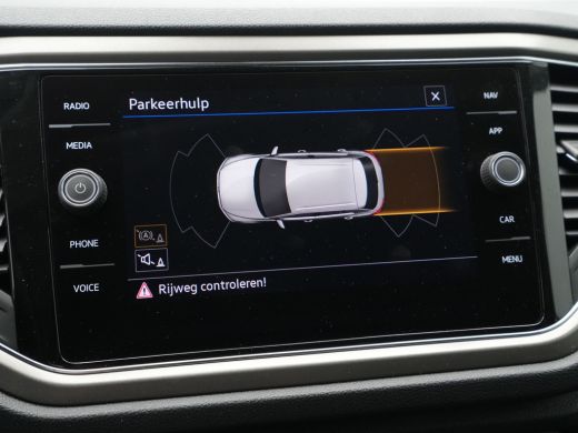Volkswagen T-Roc 1.0 TSI 110pk Style Navigatie Clima Pdc Acc ActivLease financial lease