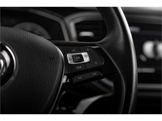 Volkswagen T-Roc 1.5 TSI 150 pk Style | Airco | Navigatie | Sensoren | Adaptieve Cruise | ActivLease financial lease