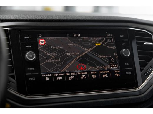Volkswagen T-Roc 1.5 TSI 150 pk Style | Airco | Navigatie | Sensoren | Adaptieve Cruise | ActivLease financial lease