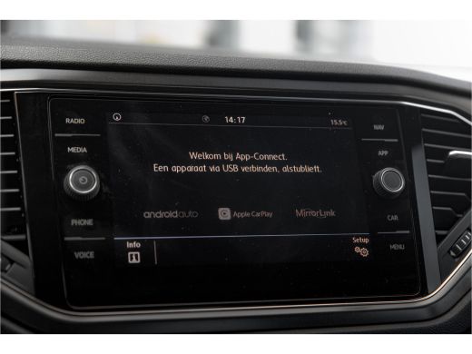Volkswagen T-Roc 1.5 TSI 150 pk Style | Airco | Navigatie | Sensoren | Adaptieve Cruise | ActivLease financial lease