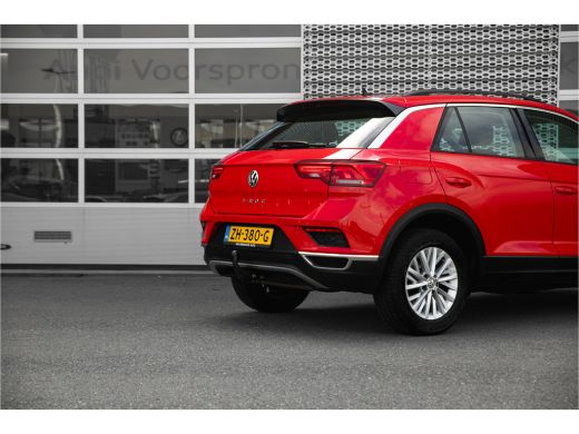 Volkswagen T-Roc 1.5 TSI 150 pk Style | Airco | Navigatie | Sensoren | Adaptieve Cruise | ActivLease financial lease