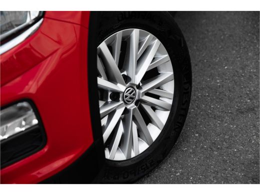 Volkswagen T-Roc 1.5 TSI 150 pk Style | Airco | Navigatie | Sensoren | Adaptieve Cruise | ActivLease financial lease