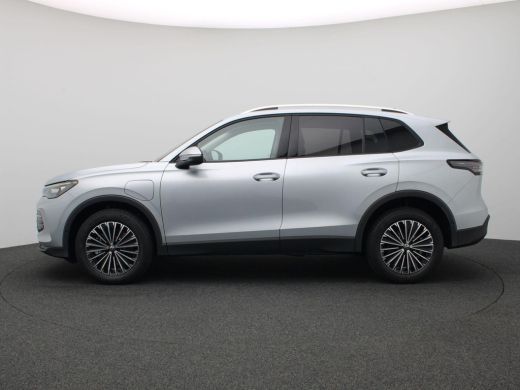 Volkswagen Tiguan 1.5 eHybrid Life Edition 204PK DSG Adaptieve Cruise Controle, Elektr. Achterklep, Side Assist, Na... ActivLease financial lease