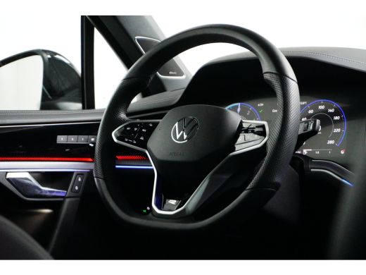 Volkswagen Touareg 3.0 TSi eHybrid 462PK 4MOTION R | LUCHTVERING | TREKHAAK | PANORAMADAK ActivLease financial lease