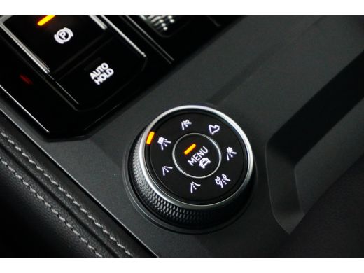 Volkswagen Touareg 3.0 TSi eHybrid 462PK 4MOTION R | LUCHTVERING | TREKHAAK | PANORAMADAK ActivLease financial lease