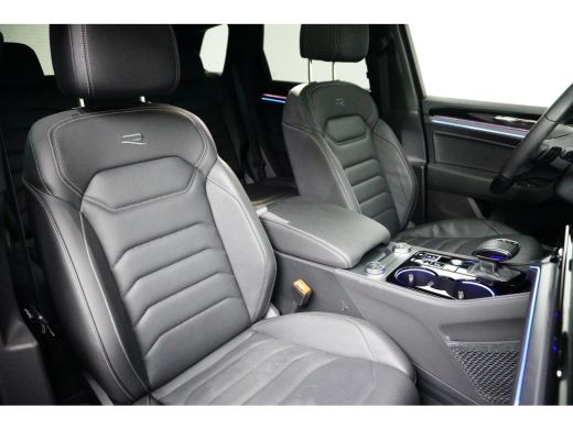 Volkswagen Touareg 3.0 TSi eHybrid 462PK 4MOTION R | LUCHTVERING | TREKHAAK | PANORAMADAK ActivLease financial lease