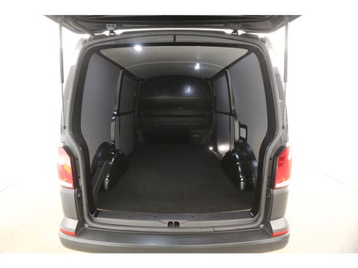 Volkswagen Transporter 2.0 TDI L1H1 140PK Airco Camera Carplay Cruise 2xSchuifdeur 3 Persoons Elektrpakket Achterklep ActivLease financial lease
