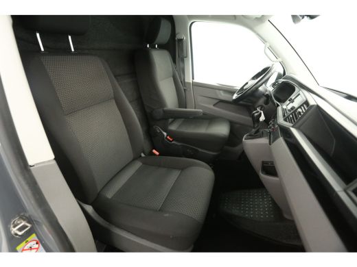 Volkswagen Transporter 2.0 TDI L1H1 150PK DSG Automaat Airco Adaptive-Cruise Carplay PDC 16''LMV Elektrpakket ActivLease financial lease