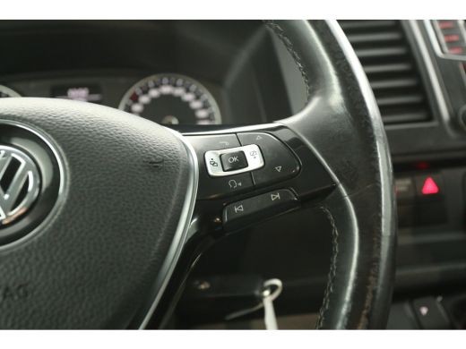 Volkswagen Transporter 2.0 TDI L2H1 150PK DSG Automaat 2xSchuifdeur Airco Cruise Camera Carplay PDC LED Trekhaak Zwaailamp ActivLease financial lease