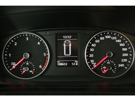 Volkswagen Transporter 2.0 TDI L2H1 150PK DSG Automaat 2xSchuifdeur Airco Cruise Camera Carplay PDC LED Trekhaak Zwaailamp ActivLease financial lease