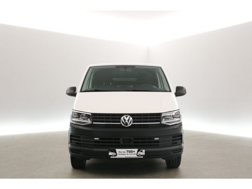 Volkswagen Transporter 2.0 TDI L2H1 150PK DSG Automaat 2xSchuifdeur Airco Cruise Camera Carplay PDC LED Trekhaak Zwaailamp ActivLease financial lease
