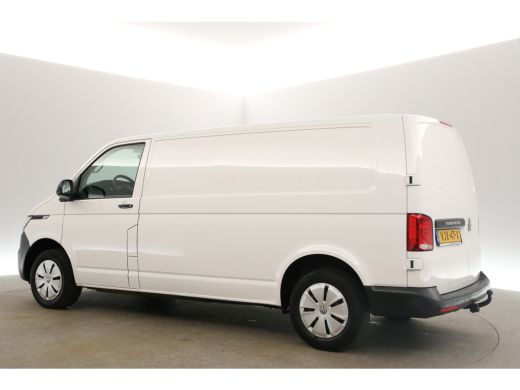 Volkswagen Transporter 2.0 TDI L2H1 Airco Cruise Carplay PDC Navigatie 3 Persoons Elektrpakket Trekhaak ActivLease financial lease