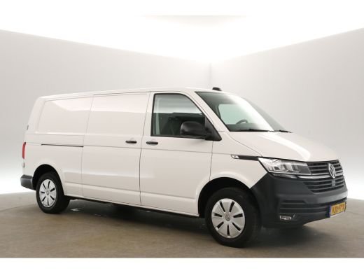 Volkswagen Transporter 2.0 TDI L2H1 Airco Cruise Carplay PDC Navigatie 3 Persoons Elektrpakket Trekhaak ActivLease financial lease