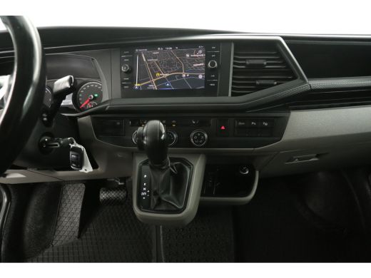 Volkswagen Transporter 2.0 TDI L2H1 DSG Automaat 150PK 2xSchuifdeur Airco Camera Carplay Cruise Trekhaak Navi PDC LED 18... ActivLease financial lease