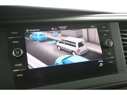 Volkswagen Transporter 2.0 TDI L2H1 DSG Automaat 150PK 2xSchuifdeur Airco Camera Carplay Cruise Trekhaak Navi PDC LED 18... ActivLease financial lease