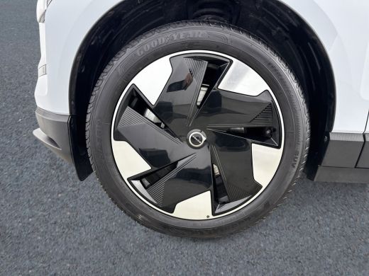Volvo  EX30 Single Motor Extended Range Plus 69 kWh | Stoel/stuurverwarming | Keyless | Harman Kardon | Elekt... ActivLease financial lease