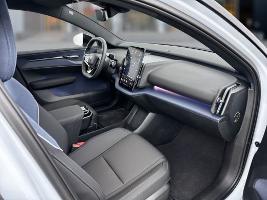 Volvo  EX30 Single Motor Extended Range Plus 69 kWh | Stoel/stuurverwarming | Keyless | Harman Kardon | Elekt... ActivLease financial lease